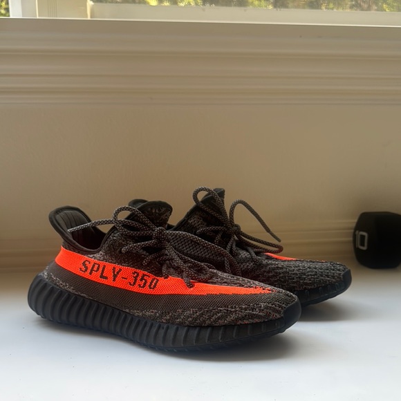 Adidas Yeezy Boost 350 V2 Carbon Beluga - Picture 1 of 4